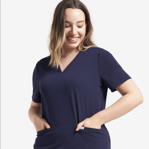NWT Small Lago Navy Scrub Tops - Picture 2 of 4